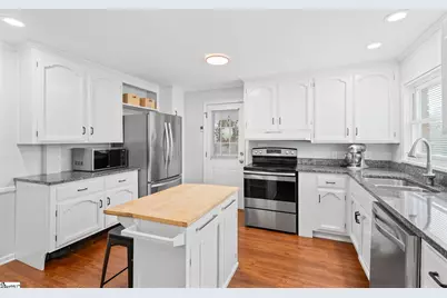 305 Crestwood Drive, Mauldin, SC 29662 - Photo 10