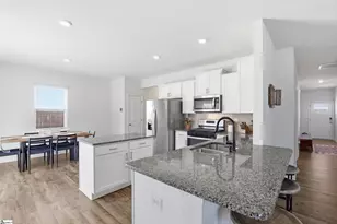 512 Gammon Ln, Fountain Inn, SC 29644 - Photo 10