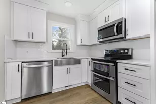 19 Velma Dr, Taylors, SC 29687 - Photo 4