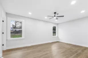 19 Velma Dr, Taylors, SC 29687 - Photo 16