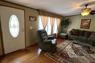 207 Elijah Simmons Rd, Woodruff, SC 29388 - Photo 4