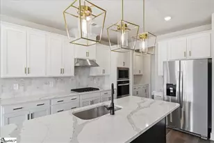 115 Barreto Ct, Boiling Springs, SC 29316 - Photo 6