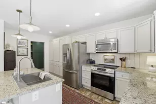 31 Long Forest Dr, Greenville, SC 29617 - Photo 14