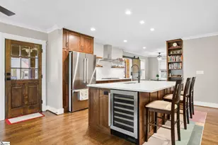 4 E Montclair Ave, Greenville, SC 29609 - Photo 2