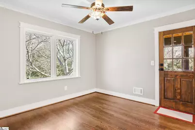 4 E Montclair Avenue, Greenville, SC 29609 - Photo 8