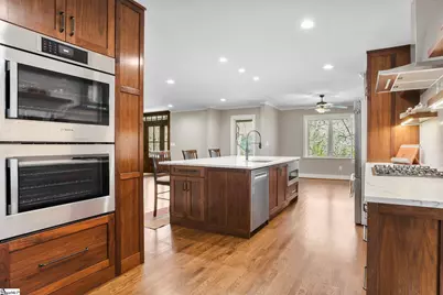 4 E Montclair Avenue, Greenville, SC 29609 - Photo 18