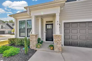 42 Carriage Run Dr, Simpsonville, SC 29681 - Photo 2