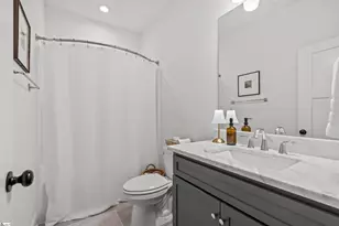 105 Burgess Ave, Greenville, SC 29609 - Photo 16