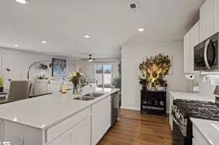 1743 Southwold Ln, Boiling Springs, SC 29316 - Photo 10