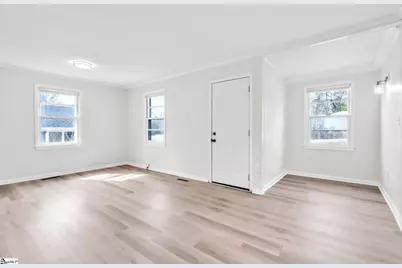 5 Bagwell Avenue, Greenville, SC 29611 - Photo 2