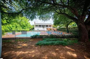 925 Cleveland St, Greenville, SC 29601 - Photo 24