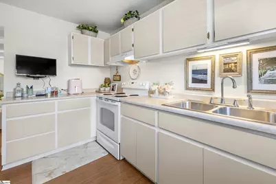 925 Cleveland Street #Unit 59, Greenville, SC 29601 - Photo 12