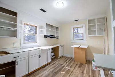 607 Holmes Street, Gaffney, SC 29341 - Photo 8