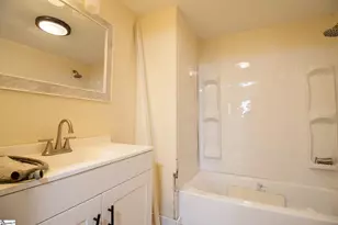 607 Holmes St, Gaffney, SC 29341 - Photo 12