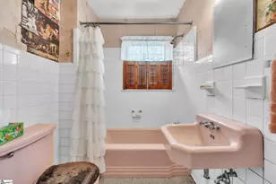 300 W Prentiss Ave, Greenville, SC 29605 - Photo 12