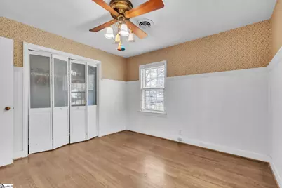 300 W Prentiss Avenue, Greenville, SC 29605 - Photo 16