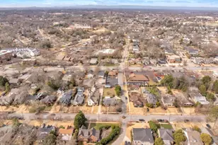 300 W Prentiss Ave, Greenville, SC 29605 - Photo 30