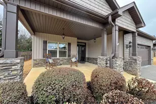 305 Linden Hall Ln, Easley, SC 29640 - Photo 2