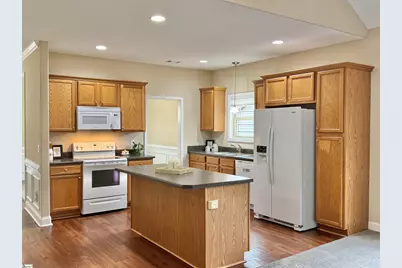 305 Linden Hall Lane, Easley, SC 29640 - Photo 10