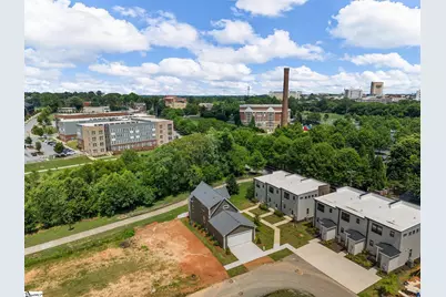 201 Butterfly Creek Alley, Spartanburg, SC 29319 - Photo 32