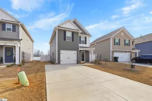6075 Willutuck Dr, Boiling Springs, SC 29316 - Photo 2