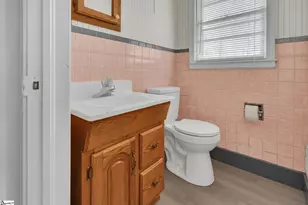 8819 White Horse Rd, Greenville, SC 29617 - Photo 20