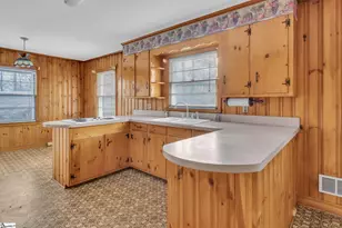 8819 White Horse Rd, Greenville, SC 29617 - Photo 14