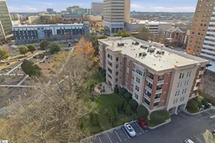 400 N Main St, Greenville, SC 29601 - Photo 28