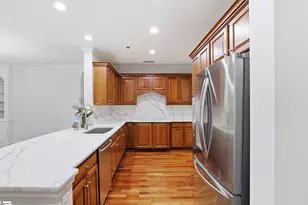 400 N Main St, Greenville, SC 29601 - Photo 6