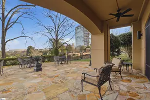 400 N Main St, Greenville, SC 29601 - Photo 26