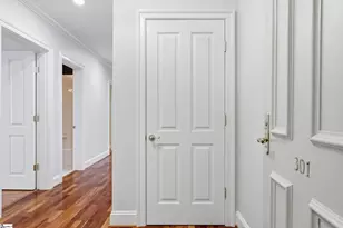 400 N Main St, Greenville, SC 29601 - Photo 4