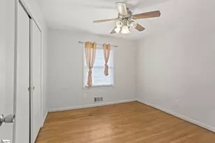 457 Hawthorne Rd, Spartanburg, SC 29303 - Photo 6