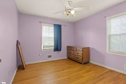 457 Hawthorne Road, Spartanburg, SC 29303 - Photo 8