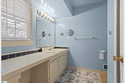 457 Hawthorne Road, Spartanburg, SC 29303 - Photo 12