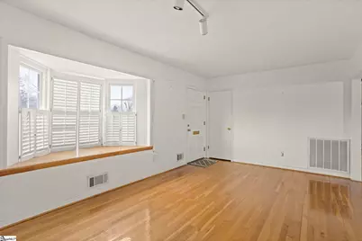 457 Hawthorne Road, Spartanburg, SC 29303 - Photo 4