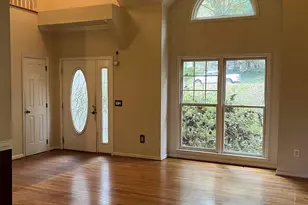 6 Moss Spring Ct, Simpsonville, SC 29680 - Photo 4