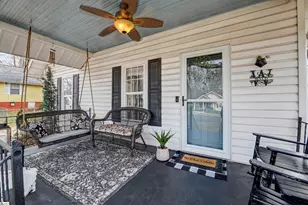 215 Beattie St, Simpsonville, SC 29681 - Photo 2