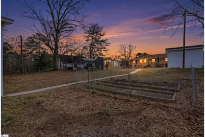 113 High Valley Boulevard, Greenville, SC 29605 - Photo 2