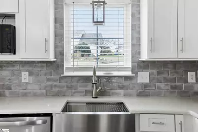 7 Lawrence Ward Court, Fountain Inn, SC 29644 - Photo 10