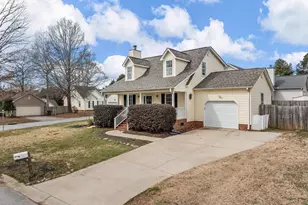 801 Dunwoody Dr, Simpsonville, SC 29681 - Photo 2