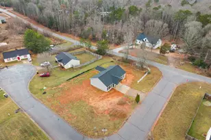 2 Labonte Dr, Piedmont, SC 29673 - Photo 30