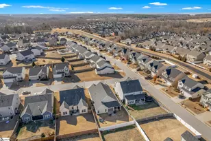 534 Bucklebury Rd, Greer, SC 29651 - Photo 32