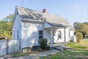 106 Williams St, Laurens, SC 29360 - Photo 2