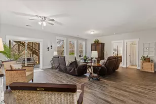 605 Longfellow Wy, Simpsonville, SC 29681 - Photo 6