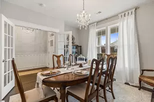 605 Longfellow Wy, Simpsonville, SC 29681 - Photo 4