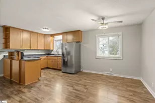 104 Baldwin Cir, Mauldin, SC 29662 - Photo 4