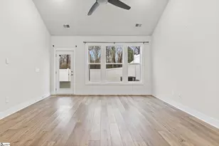 6 Thornfield Dr, Greenville, SC 29605 - Photo 14