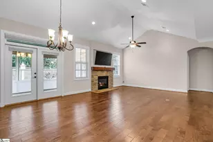 338 Belle Oaks Dr, Simpsonville, SC 29680 - Photo 18