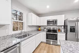 157 Sarnesfield Wy, Greenville, SC 29605 - Photo 6