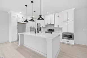 209 Redmond Dr, Fountain Inn, SC 29644 - Photo 8